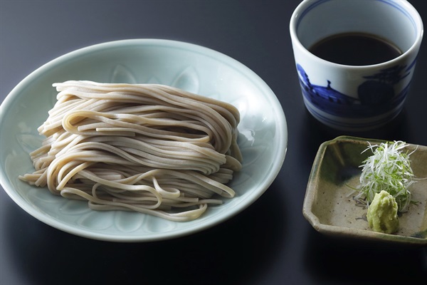 国産二八蕎麦・うまだし詰合せ | 京都吉兆の贈りもの